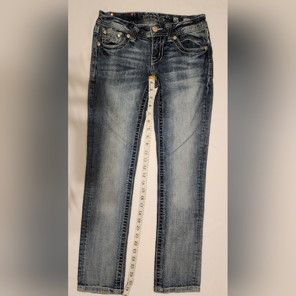 Miss Me Jean's straight legs - Picture 5 of 6